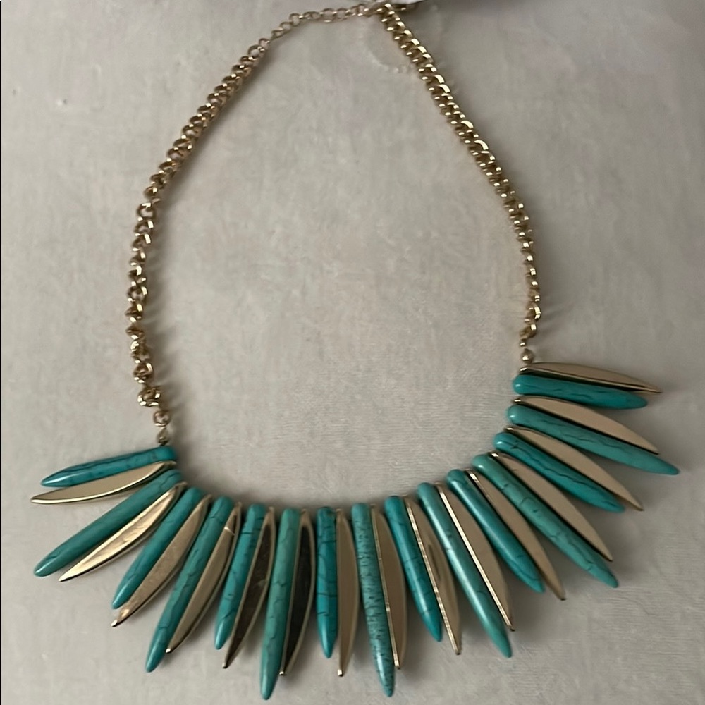 NWT JC Penny Gold and Blue Spike Necklace